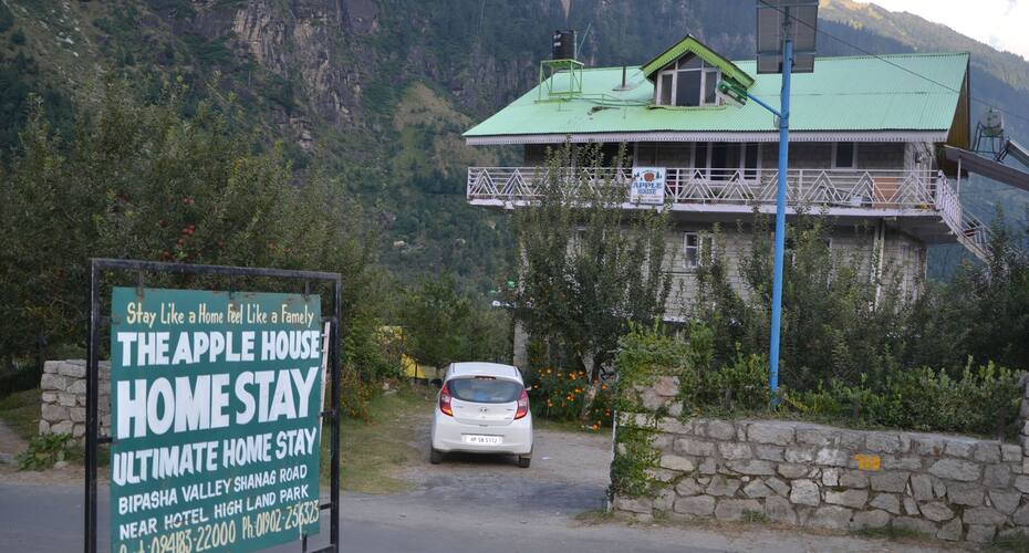 Hotel The Apple House, Manali 1